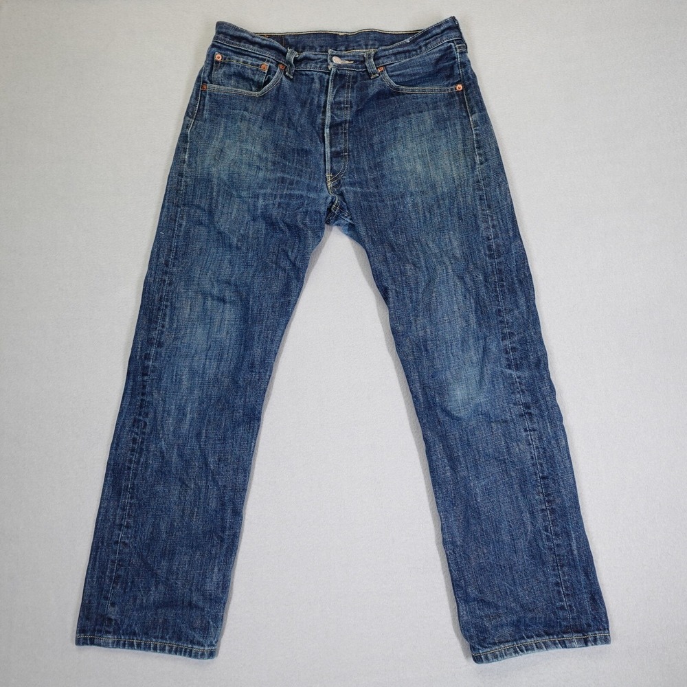 Levis 501 Jeans Mens 34x32 Blue Straight Leg Button Fly Denim Casual Workwear